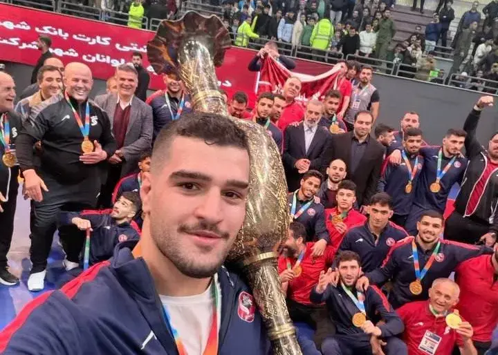 فوری: قرارداد جنجالی ستاره کشتی ایران امضا شد!