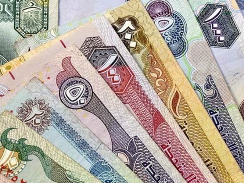 قطع اینترنت، صرافی ها را از کار انداخت / انتقال بسته های پول از دبی با کشتی