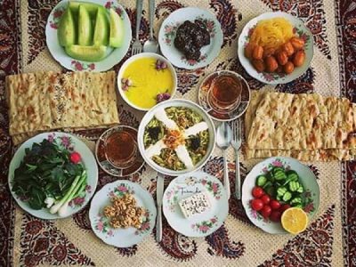 آیین‌ها و سنت‌های خوراک ماه رمضان در نقاط مختلف ایران/ از آش‌ها تا شیرینی‌ها؛