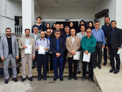  از روابط عمومی های ادارات و نهادهای شهرستان آستانه اشرفیه تجلیل شد/ فرماندار آستانه اشرفیه : نقش روابط عمومی ، انتشار عملکرد اداره متبوعه به بدنه جامعه است