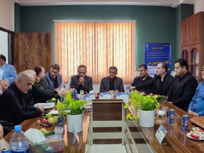 حدود ۸۰ تا ۹۰ درصد ترخیص کالا از خلیج فارس و دریای عمان انجام می‌شد/تمام بنادر و مرزهای غیرفعال، فعال شدند / بیش از ۱۰۰ میلیون تن ظرفیت جدید برای جابه‌جایی کالا ایجاد شد/امروز خودروسازان سالانه حدود ۷ میلیارد دلار قطعات منفصله وارد می‌کنند/رؤسای اتحادیه‌ها باید منافع مردم را در اولویت قرار دهند