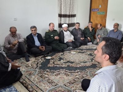 فرماندار و مسئولان آستانه اشرفیه وکیاشهر با آزادگان سرافراز دوران دفاع مقدس دیدار کردند
