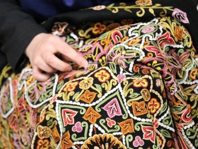 رشتی‌دوزی گیلان سفیر هنر و هویت ایرانی در دهلی‌نو