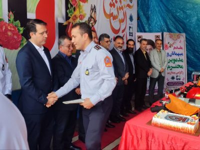تجلیل از آتش‌نشانان شهرداری آستانه‌اشرفیه برگزار شد/ کلنگ احداث ساختمان ایستگاه شماره یک آتش‌نشانی بر زمین زده شد